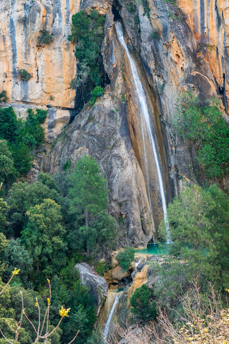 Cascada del Linarejos (Sierra de Cazorla, Jaén) #linarejos #cascada #waterfall #naturaleza #nature #NaturePhotography #cazorla #parquenaturaldecazorlaseguraylasvillas #sierradecazorla #paisaje #landscape