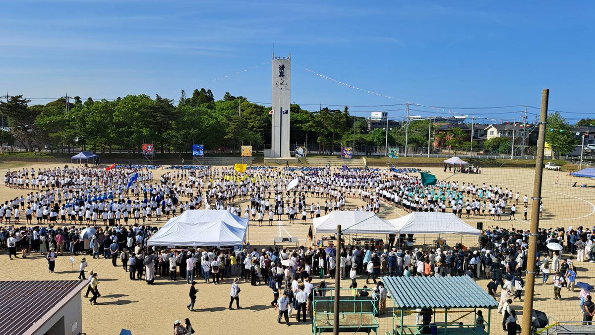 seishingakuen's tweet photo. 【体育祭③】
無事終了しました。優勝はE団白でした。今年もフォークダンスで大団円です。 https://t.co/PpnRGCp1oG