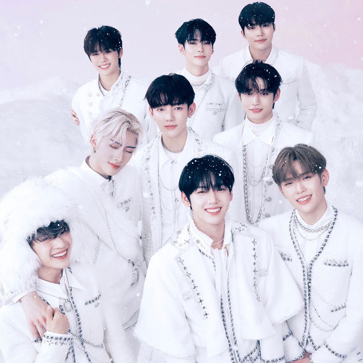 ivebaseone's tweet photo. hello! this account is dedicated to #IVE and #ZEROBASEONE interactions &amp; crumbs ♡
୨ৎ please like and rt for reach ૮꒰ “ . . ꒱ა https://t.co/ejgrzuv8Ge