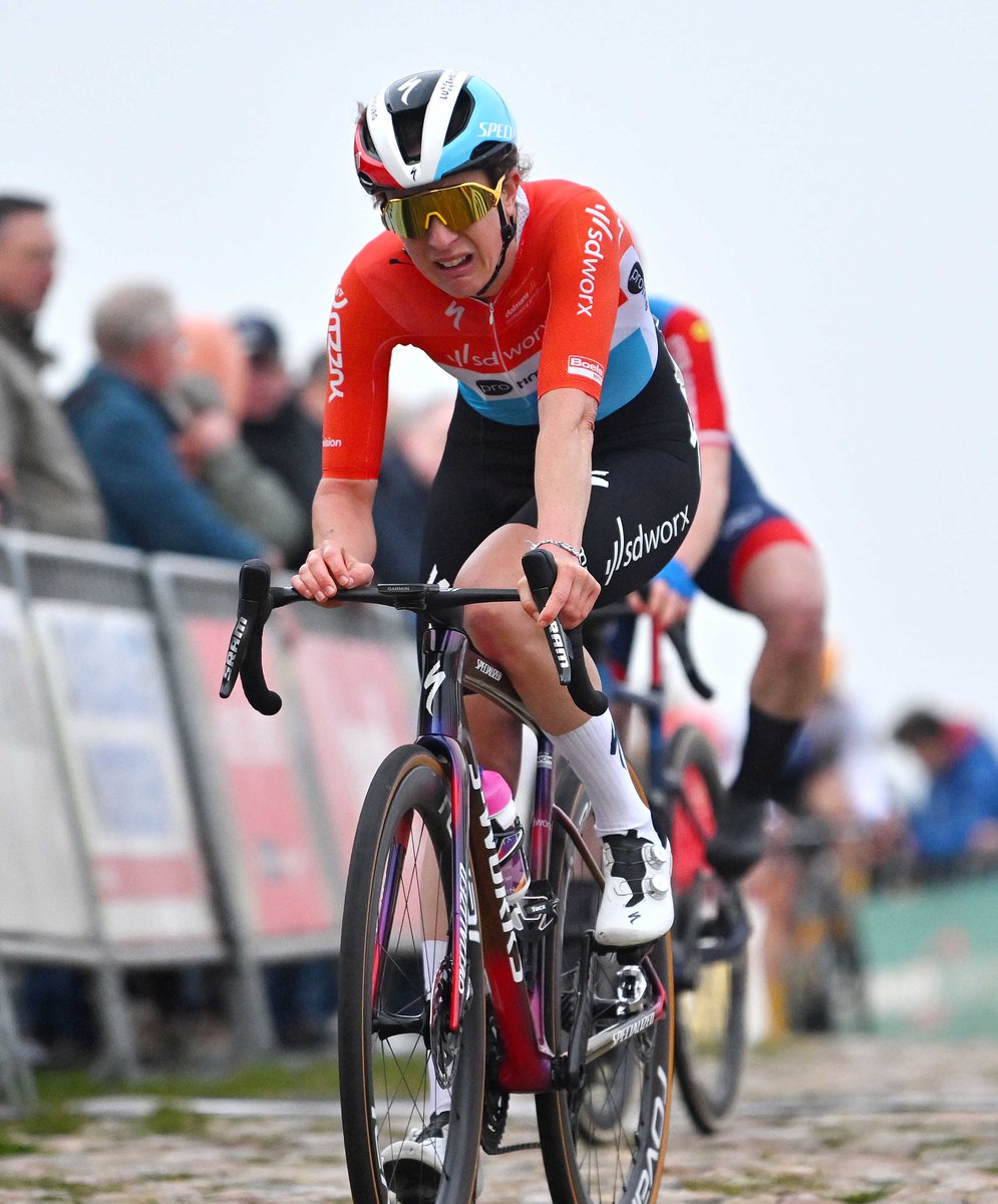 Second place for Christine Majerus in her homerace CERATIZIT Festival Elsy Jacobs à Garnich 🥈🥈🥈 Photo: @GettySport #wesparksuccess