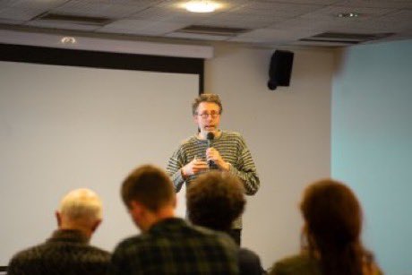 LCyclable's tweet photo. 🌻 La transition vélo est route partout, même dans des villes très voiture comme Noisy-le-Grand.
👏 Bravo @NoisyAVelo pour ce ciné-débat #TogetherWeCycle.
🙏 Merci @EtienneDemur pour ta participation et les photos! https://t.co/JFRsLXAAGD