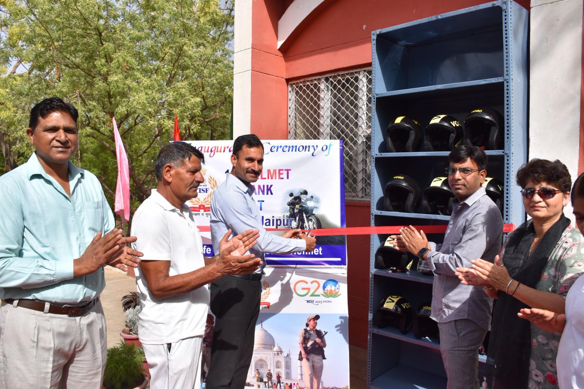 To create awareness about road safety protocols a helmet bank was inaugurated @ CISF 8th RB Jaipur in cooperation with Helmet Man Sh. Raghvendra Kumar. #PROTECTIONandSECURITY #wearhelmet #drivesafe @HMOIndia