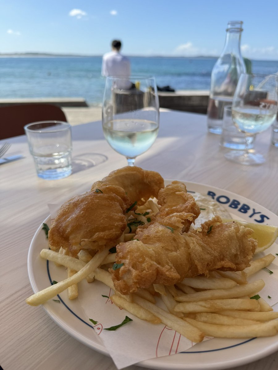 Fish n chips #fishandchips

Sunday lunch