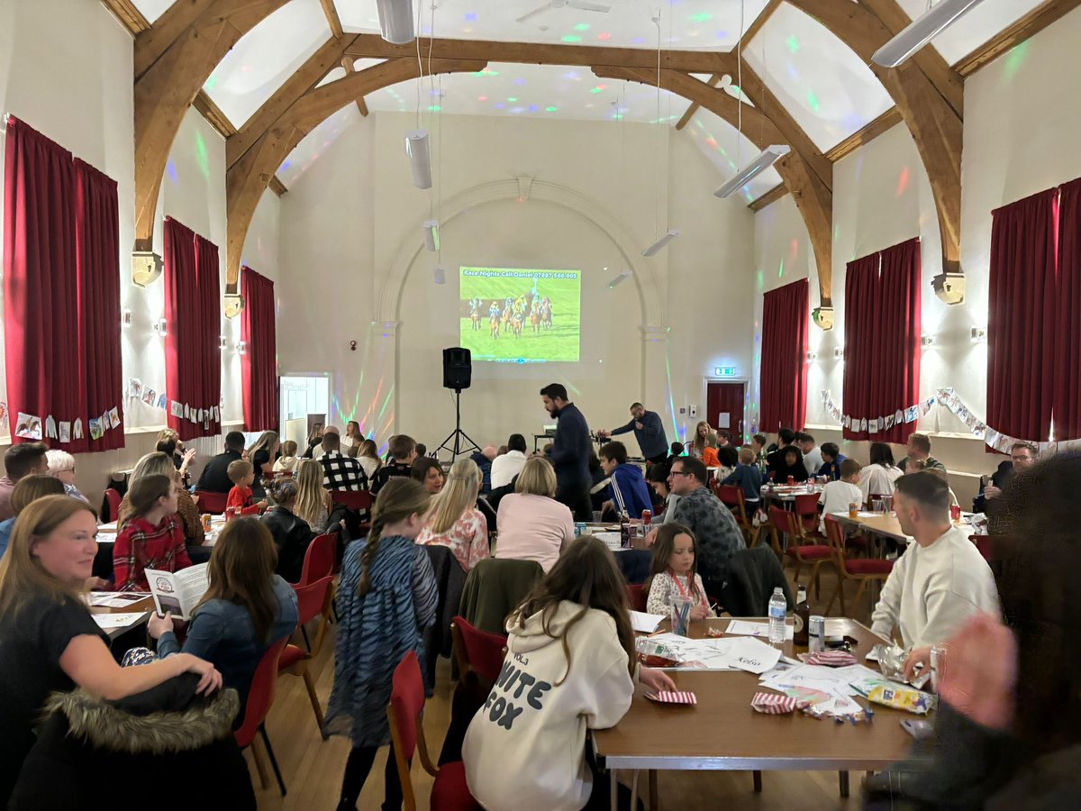 MrSmithWPS's tweet photo. What an amazing night @WoodlesfordPri as we hosted our PTA race night to raise money for the school. A wonderful family friendly atmosphere and I’m so proud of our school community!#PTA #community @mrstraffordwps @MrsMurrayWPS @MissSchlesinger https://t.co/4Jrwh9sdSb