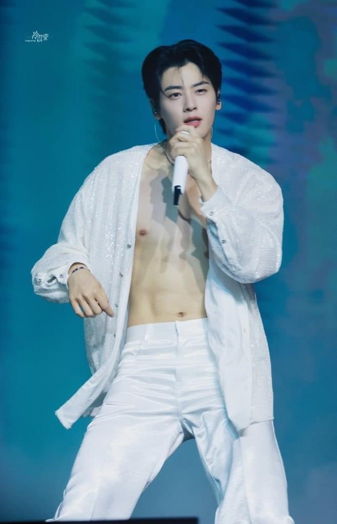 tvpoolsocial's tweet photo. โอโหว! แซ่บไฟลุกมาก ออร่าความหล่อแบบตะโกน ชาอึนอู in ฮ่องกง ทําฉันใจสั่นไปหมด 

#CHAEUNWOO
#차은우
#CHAEUNWOOinHK
#ชาอึนอู
#JUSTONE10MINUTE
#MysteryElevator https://t.co/EzScAOGime