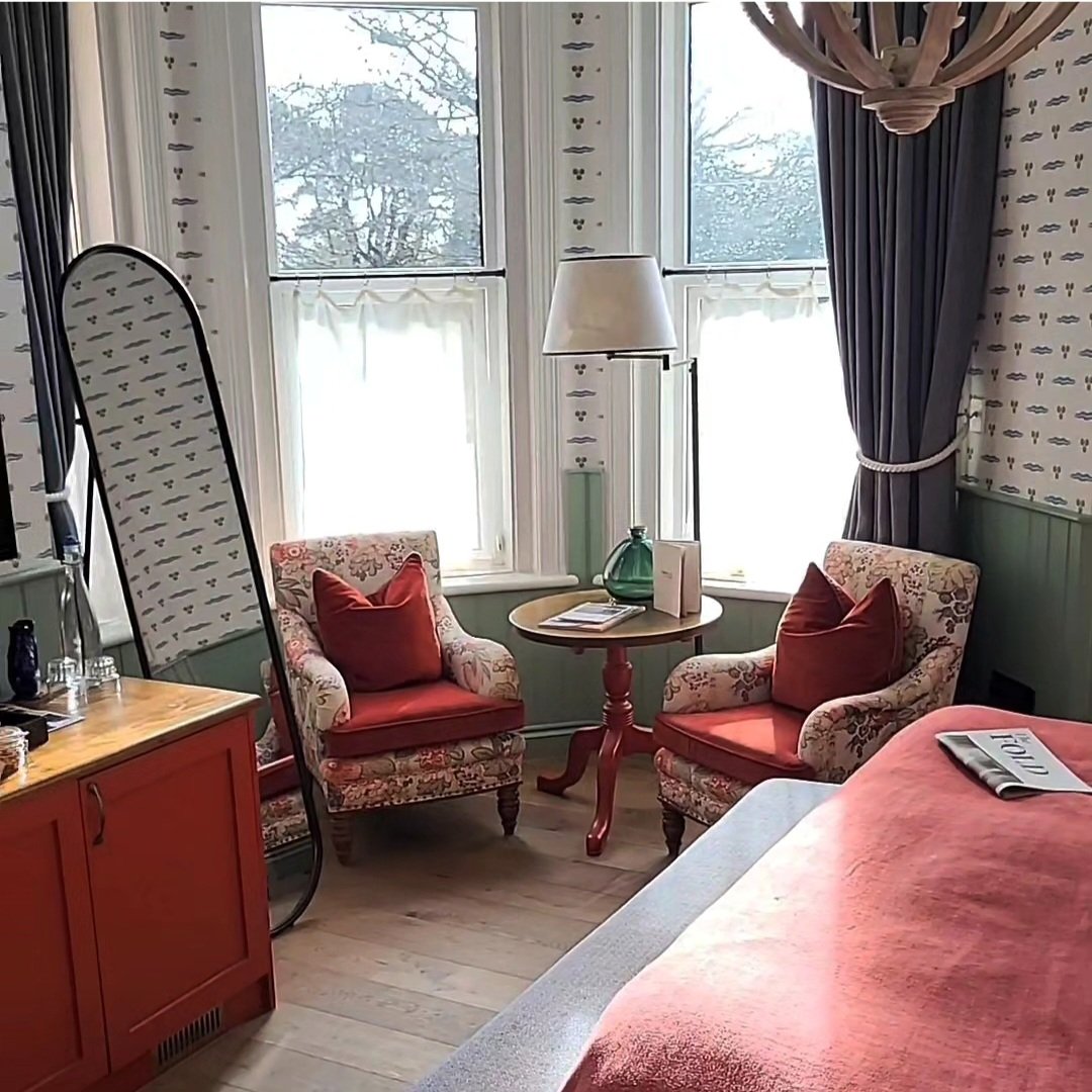 TheCanfordPoole's tweet photo. Whether it's early walks at the beach or lazy mornings you prefer, we've got a place for you ✨️☕️
@youngspubs #pubswithrooms #seasidegetaway
#seasidepub #canfordcliffs #poole #Dorset #lazymornings #coffeeinbed #breakfastinbed #beachwalks #sunrise #dogfriendly #bytheseaside https://t.co/6vBAaKgEMh