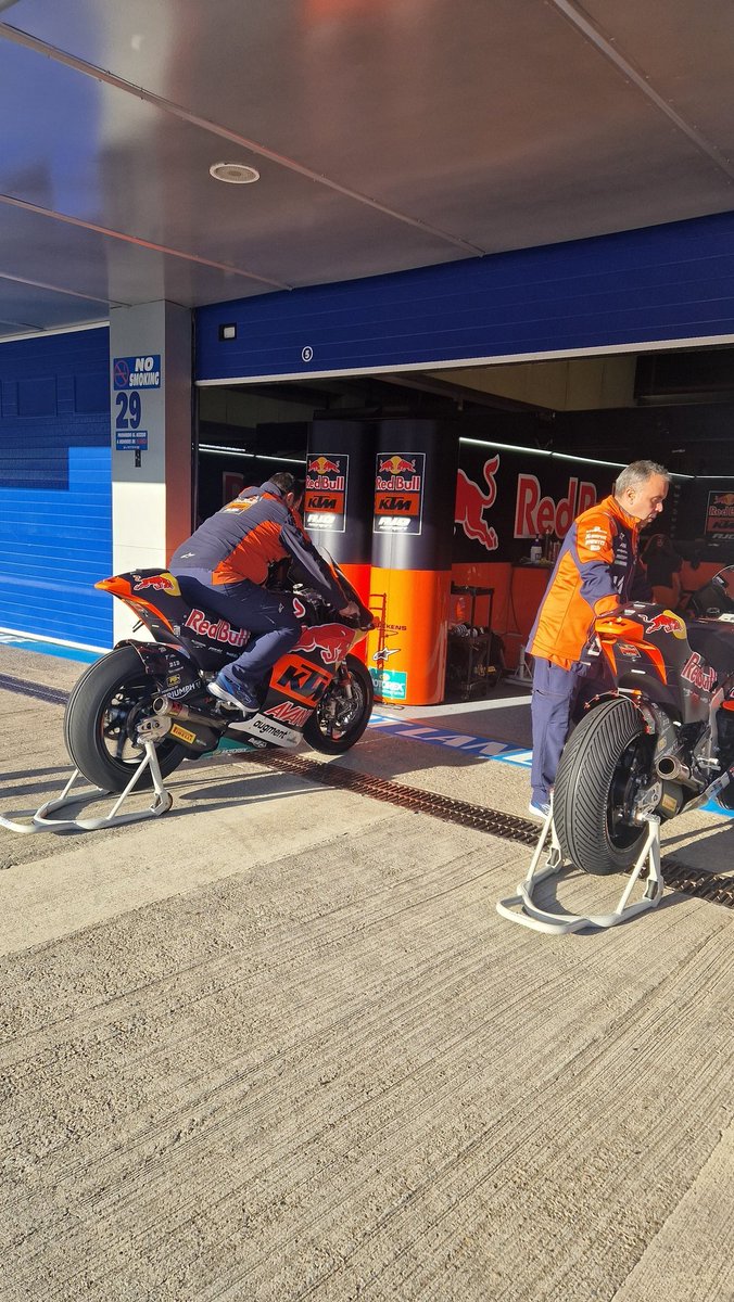 Morning duties. IT'S RACE DAAAAAAY. | #SpanishGP |#GivesYouWings | #ReadyToRace | @MotoGP | #AjoMotorsport | #AjoFamily |