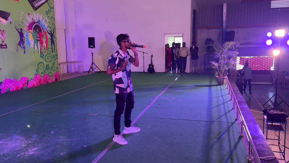 esec_india's tweet photo. ESEC Soars to New Heights๐28th Annual Day ๐ ๐ฅ
Kalaimamani Dr @GGnanasambandan, Tamil Professor, Writer, Scholar, Orator, Film Actor graced the occasion as Chief Guest & inaugurated AR / VR lab of ESEC.
#annualday #ARVRlab #gnanasambandam #erodesengunthar #engineeringcollege https://t.co/07mfrRXDpc