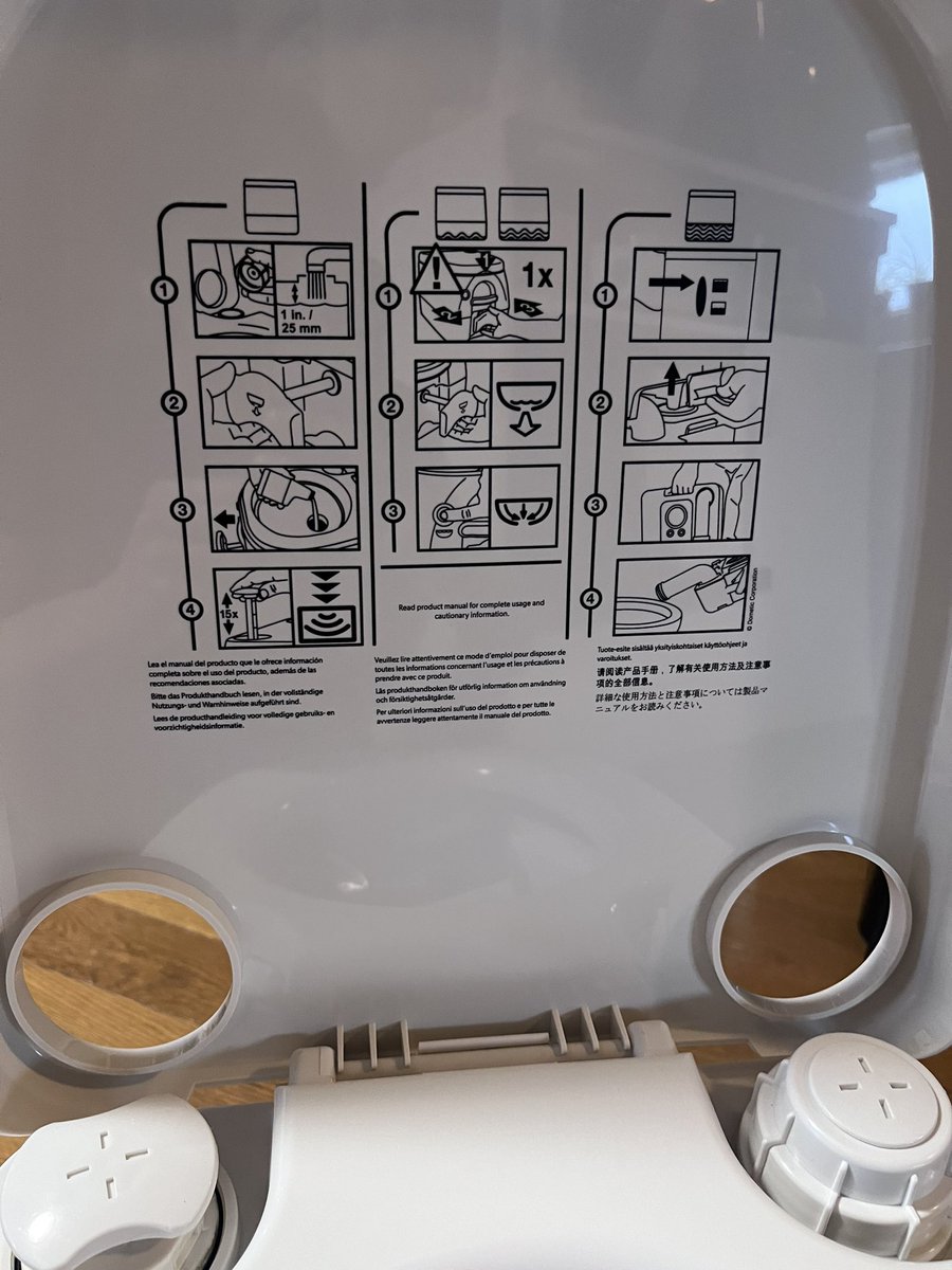 BeachW12's tweet image. ドメティックのポータブルトイレ新品未使用箱は無しなんですが、どなたか2〜3,000円で欲しい方いますかねぇ…💧
余してますw
#ポータブルトイレ
#ドメティック
#DOMETIC