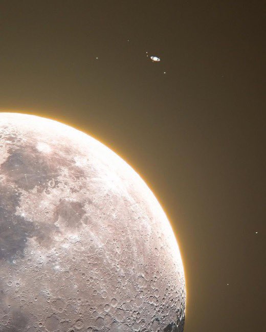 Moon, Jupiter and Saturn.