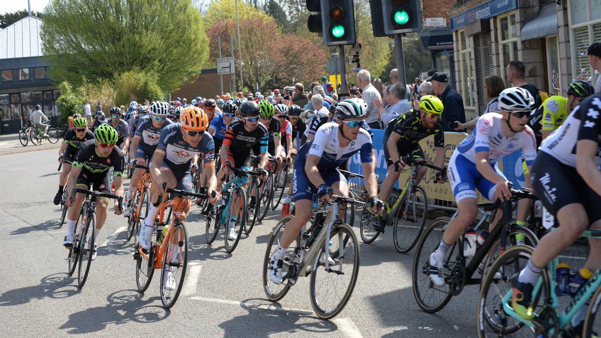 Please note there will be a full closure of Oakham High Street, Market Street and Market Place between 8:30am and 1:30pm today for the Rutland Melton Cicle Classic. The exciting race starts in Oakham at around 11am. More details can be found here - ow.ly/oH2V50RmY79 🚲