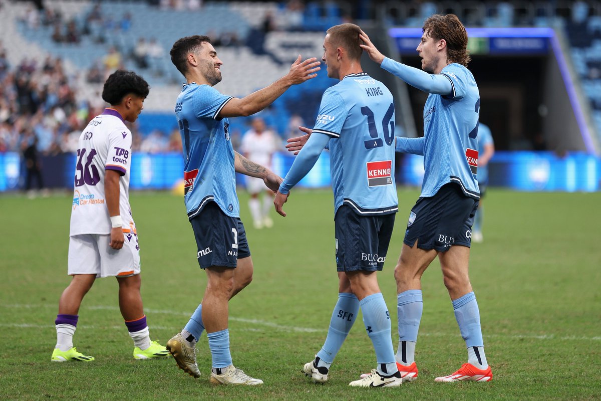 What a way to close out the regular season 🙌

#SydneyIsSkyBlue