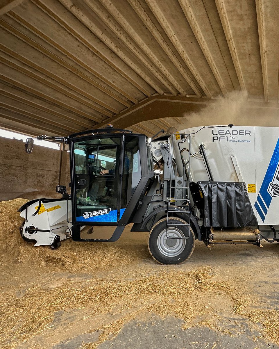 The 45 kW electric engine, connected to the robust planetary gearbox, ensures the right power for every type of mixture. With the 8 mixing speeds, the machine adapts easily to any recipe, guaranteeing optimum performance. 🔋⚡

#faresin #mixerwagon #fullelectric