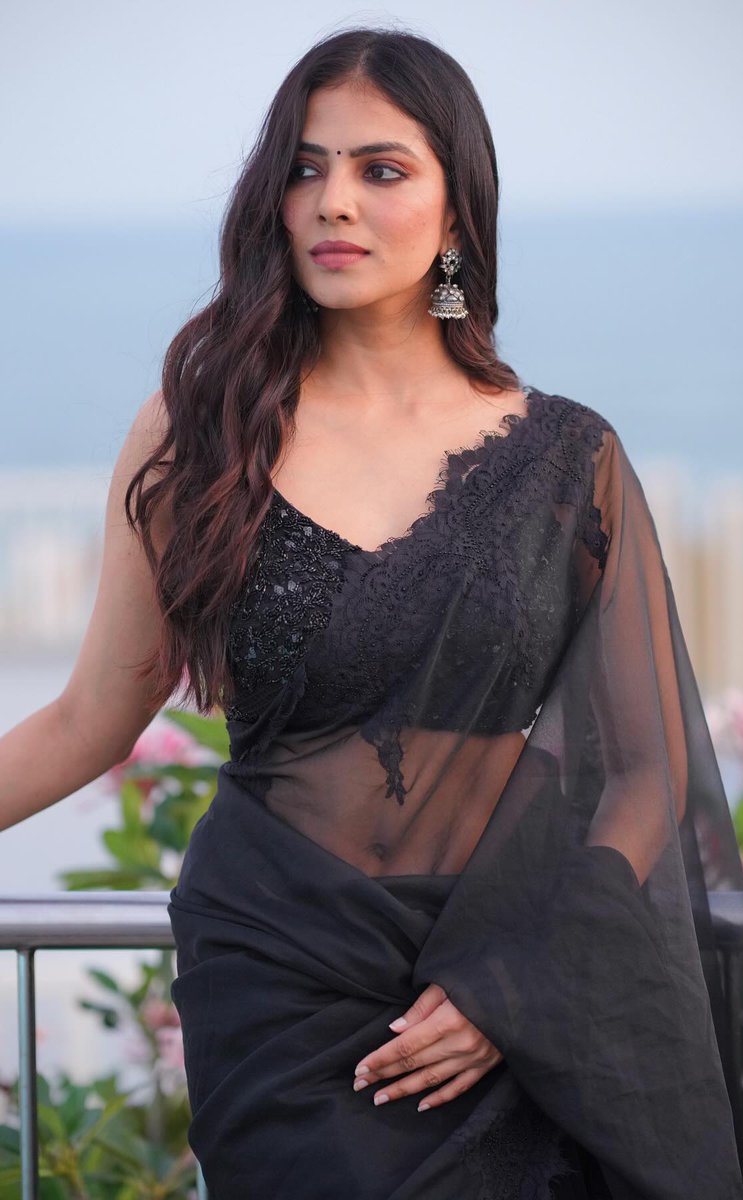 GMPLp_DawAEn_sn?format=jpg&name=medium