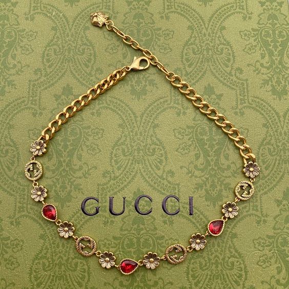 gucci