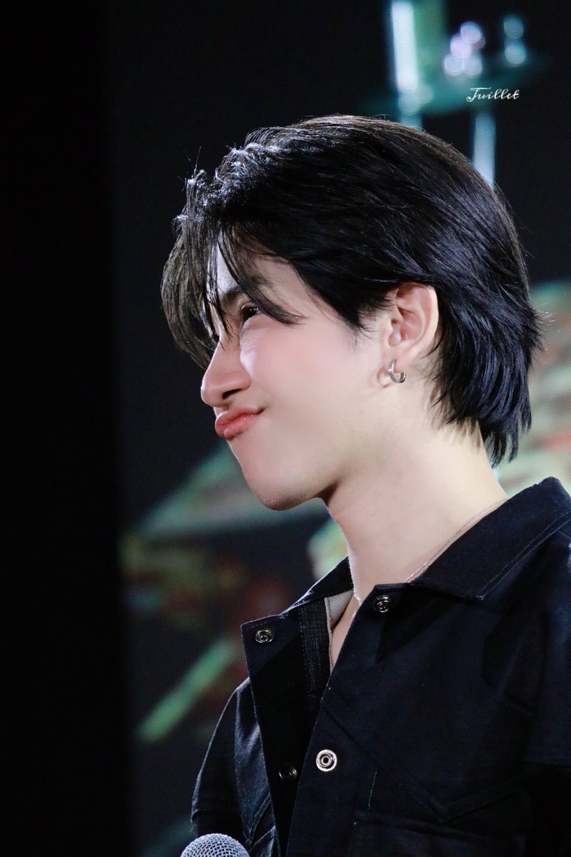 Juillet_Quan's tweet photo. Previous second➡️Last second

#FirstKhaotung1stFMinRome
#khaotungg #เด็กน้อยของขต
#เฟิร์สข้าวตัง https://t.co/Eegncqm2yy