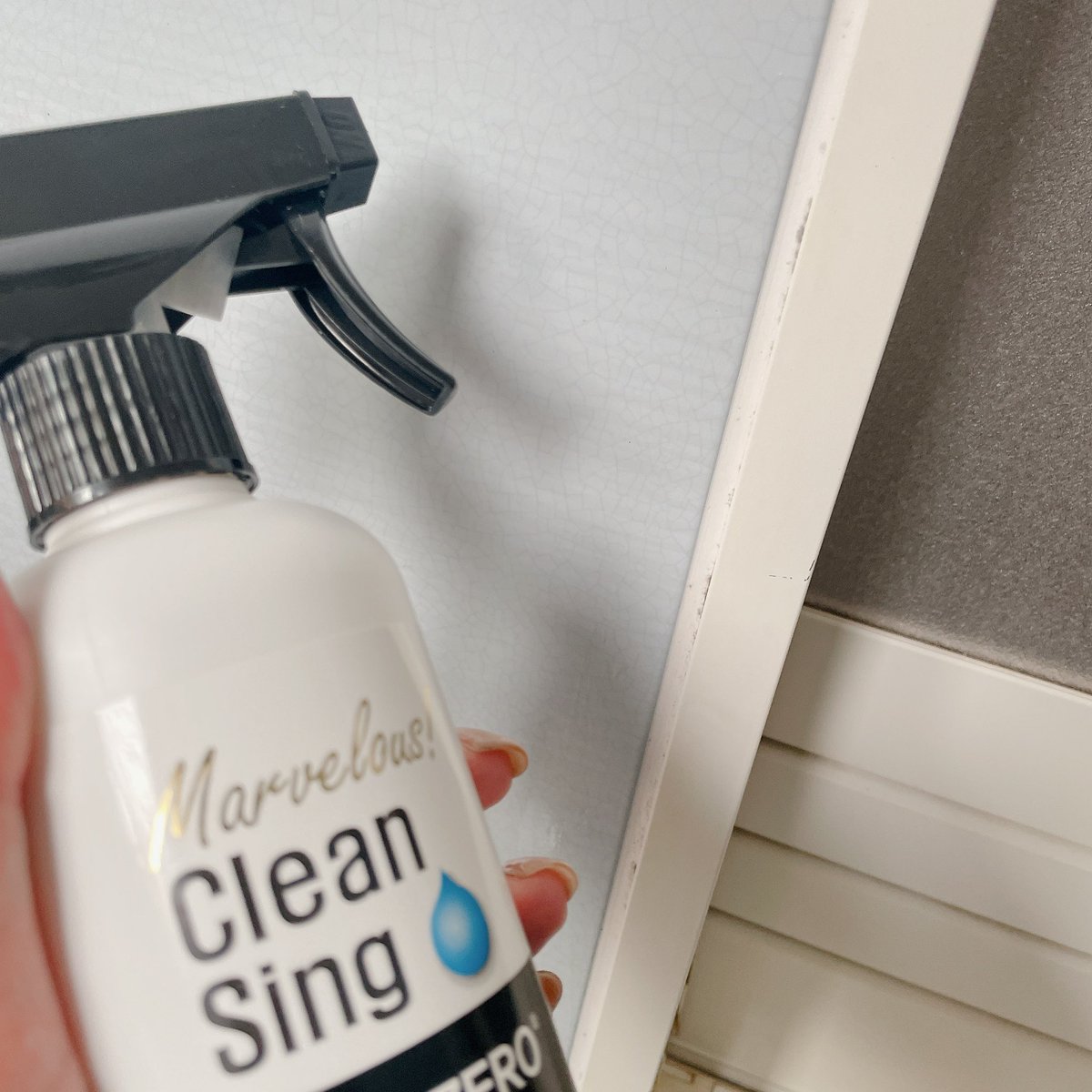 721Aymi's tweet photo. コエタスのモニターキャンペーンにていただいた、強力カビ取り除菌剤『Mold ZERO』
特別な準備いらず、こする必要もないのでスプレーしてしばらく待つだけ🫶
超強力で、もっと早く出会いたかったカビ取りスプレーです👍 #コエタス #PR  #moldzero #カビ取り #カビ取り剤 #強力カビ取り https://t.co/XAHWLODxxc
