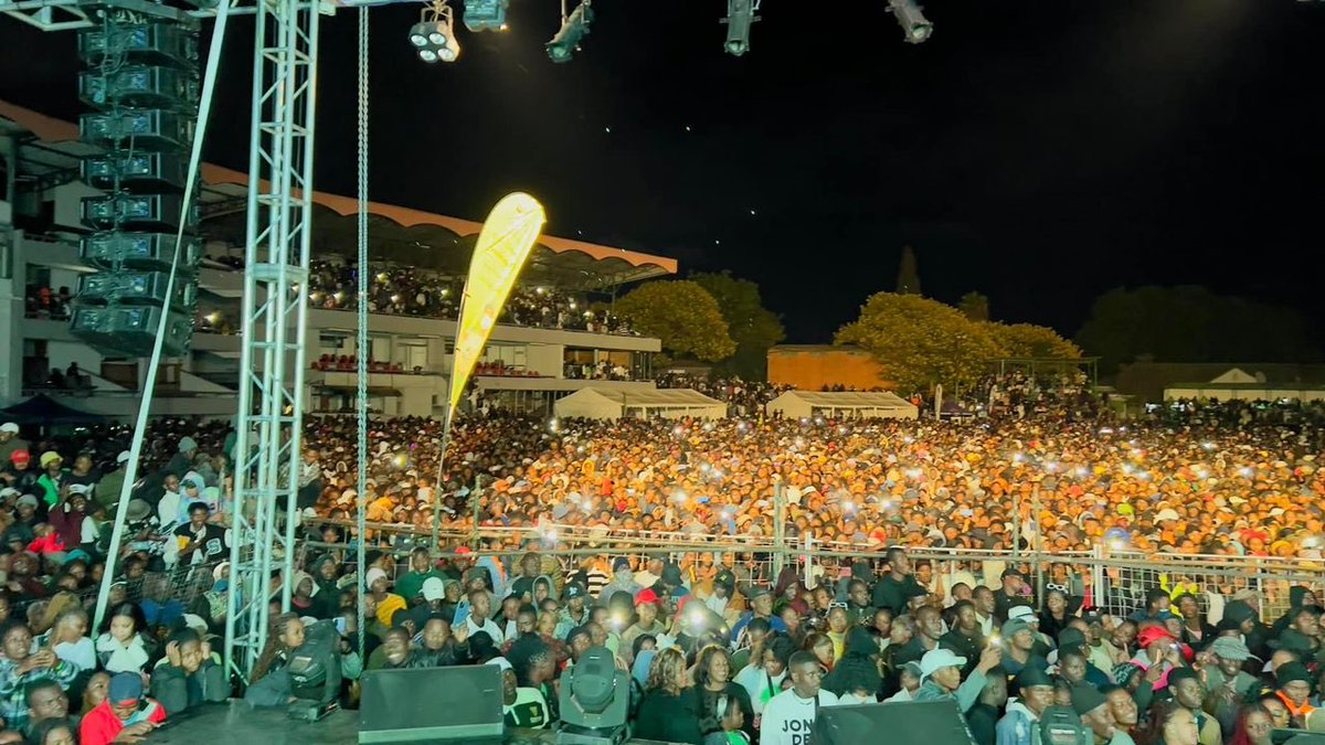 ⁦@ZITF1⁩ is not just a show but an economy for Bulawayo! This was Queens last night. A colleague (othanda izinto) from elsewhere in Zimbabwe sent me this & said “thank you”! It’s not perfect but it brings immense benefits #ZITF2024 #ByoShutDownShow2024