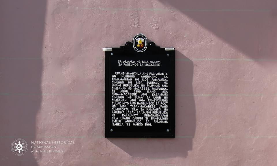 NHCP led the 125th anniversary of the Burning of Macabebe with a marker unveiling and wreath-laying yesterday, April 27, at the San Nicolas de Tolentino Parish Church in Macabebe, Pampanga.
 
📷 NHCP

#PH125
#MakeItHistoric
#PatuloySaPagtuklas