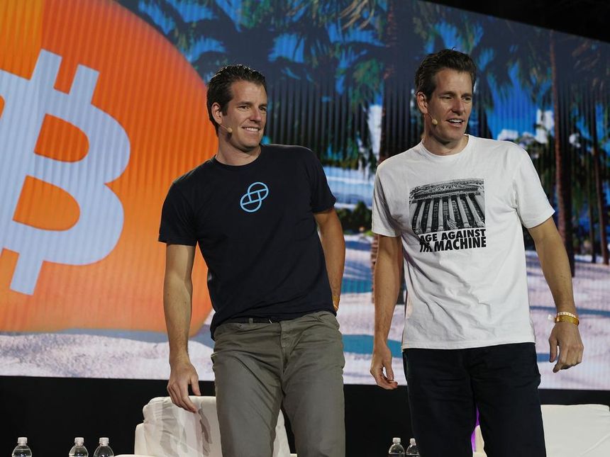 7/10
The Pioneers 🏆
The #Winklevoss twins, known for their legal battle with Facebook™, become early investors in #Bitcoin . Their foresight turned their investment into a billion dollar fortune, making them iconic figures in the crypto space.