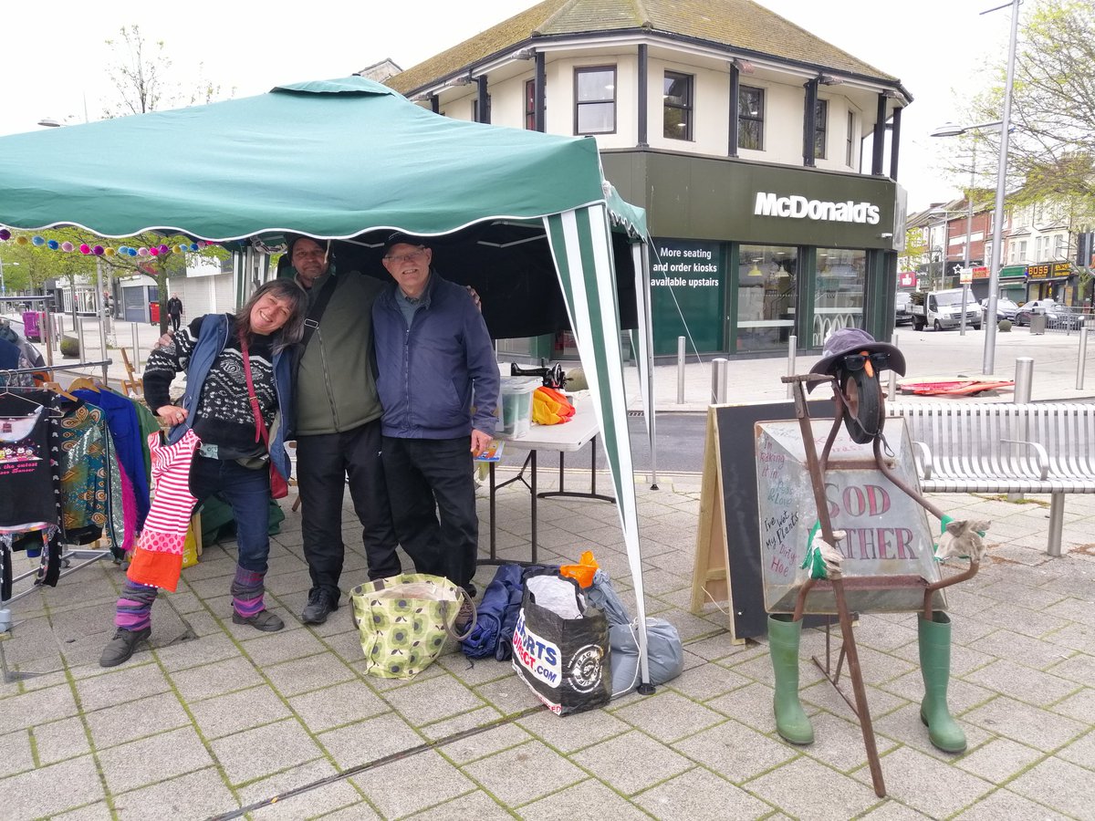 COSCTGroup's tweet image. We're still setting up but come say hi #SpringFair #Clacton the sod father is with us