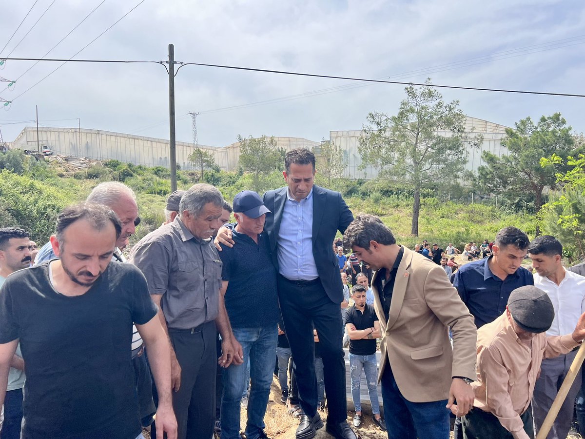 Elim bir iş kazası sonucu hayatını kaybeden, parti üyemiz Mustafa Söğüt’ün Bozyazı’da düzenlenen cenaze törenine katıldık. Merhuma Allah’tan rahmet, ailesine ve yakınlarına sabır diliyorum.