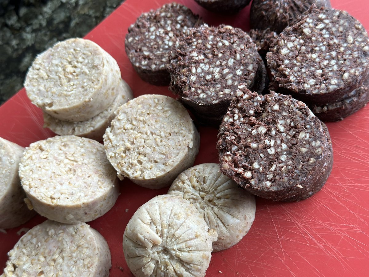 Who’s up for some Irish pudding? Bring on the fry. #breakfast