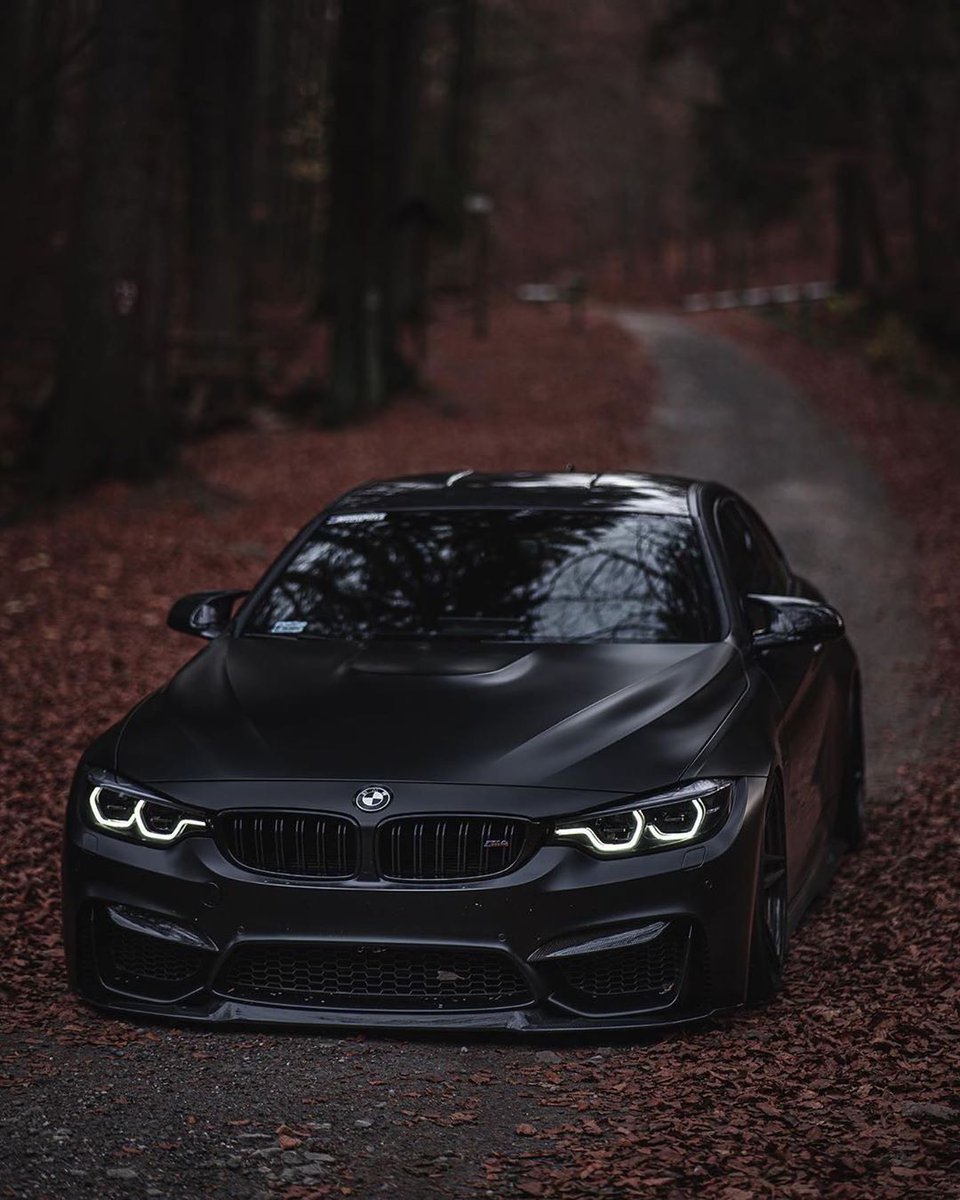 BMW M4 🦇