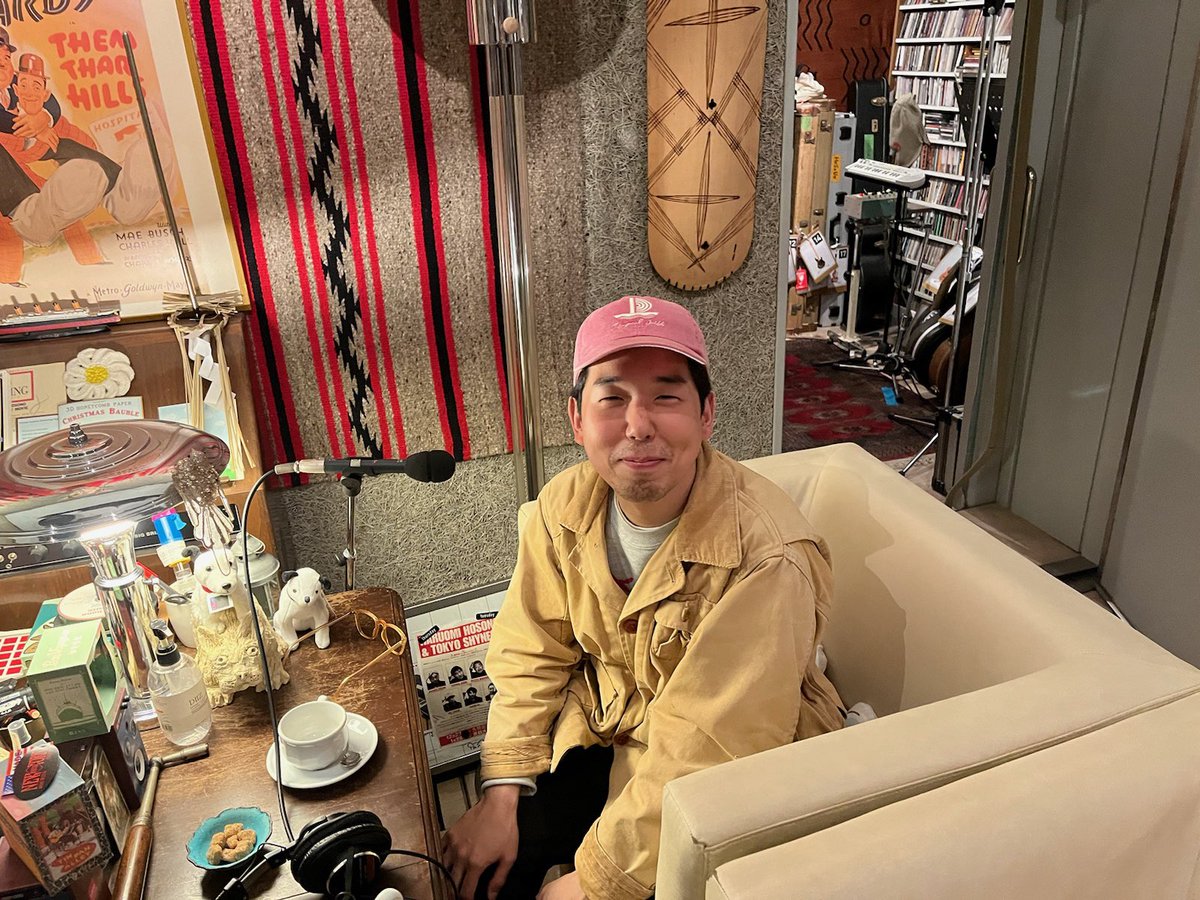 📻「細野晴臣Daisy Holiday!」 interfm  
2024/4/28(日) 25:00-25:30
Guest: 安部勇磨さん(never young beach)

Haruomi Hosono’s radio show “Daisy Holiday” midnight of today at 1:00 am Onair.

radiko▶️
radiko.jp/share/?t=20240…