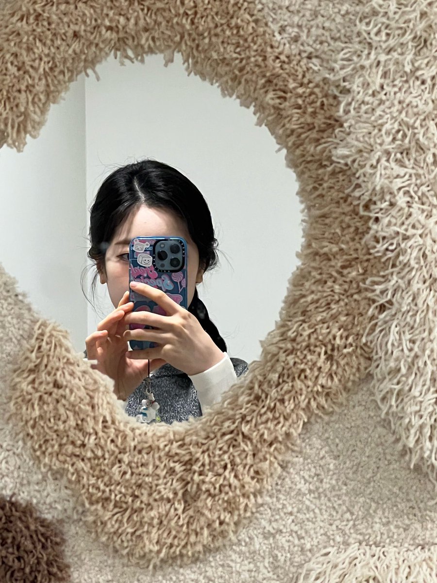 tofuhamster1's tweet photo. thats lovestagram to ME IDC https://t.co/Km9RsrkSjW