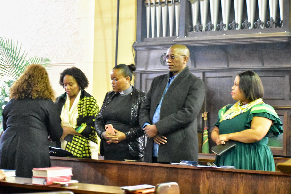 PEC member Cde Loyiso Magqashela and REC member Cde Afrika Maxongo accompany me.

#ANCinChurch