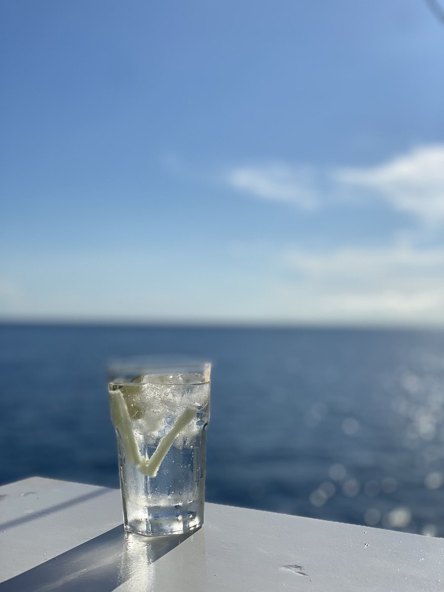 영 🕯️ tweet media