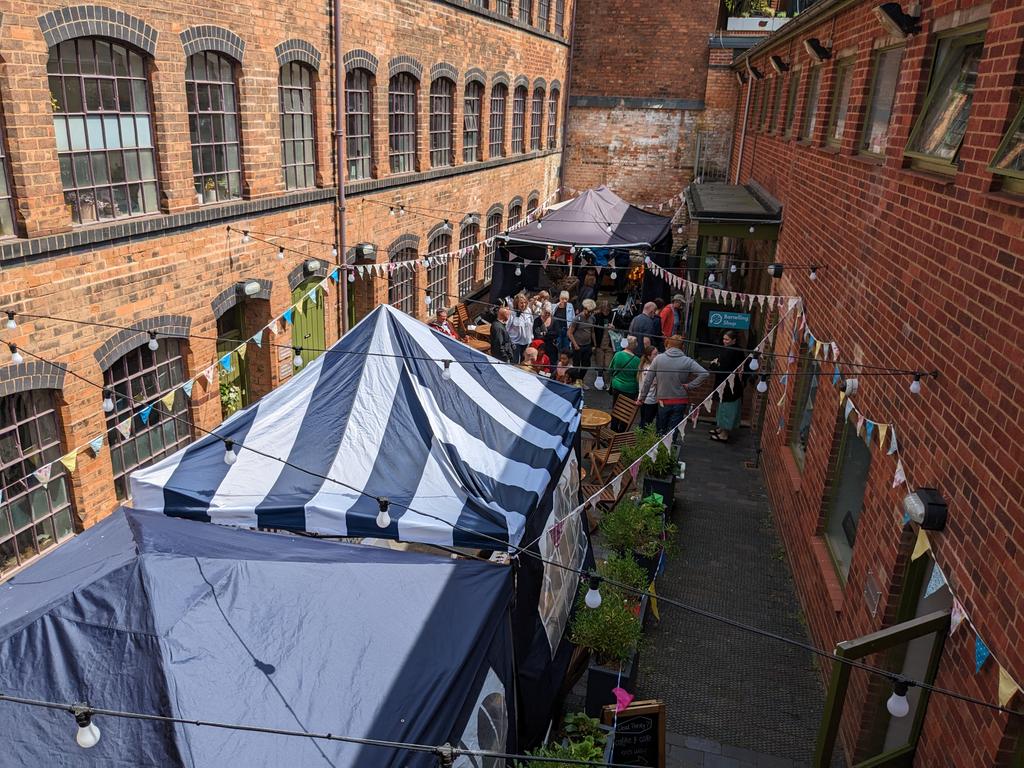CoffinWorks's tweet photo. Just one month to go until our next May-Kers Market! 🎉 So, get the date in your diaries and keep your eyes peeled for news coming soon of the fab makers joining us next month!

🗓️ Bank Holiday Monday 27th May
⏰ 11am - 4pm
💰 FREE entry to market and 25% off Guided tours! https://t.co/EVhipdvNTC