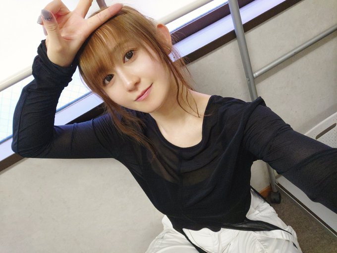 ラブポ同窓会vol.2ありがとうございました！！ 2部で酔いました！！！でも気持ちいい！！楽しい！！！ もあらぶの片鱗をチラ見せしてしまいまたした🤔🤔  持ってきたチェキ、言うこと聞かず申し訳ないです🥲 楽しんで頂けたなら幸いでございます。  来てくれる方は5/5またお会いしましょ〜！！！<a href="/tag/canime_tokyo"class="tags"><span>#canime_tokyo</span></a>