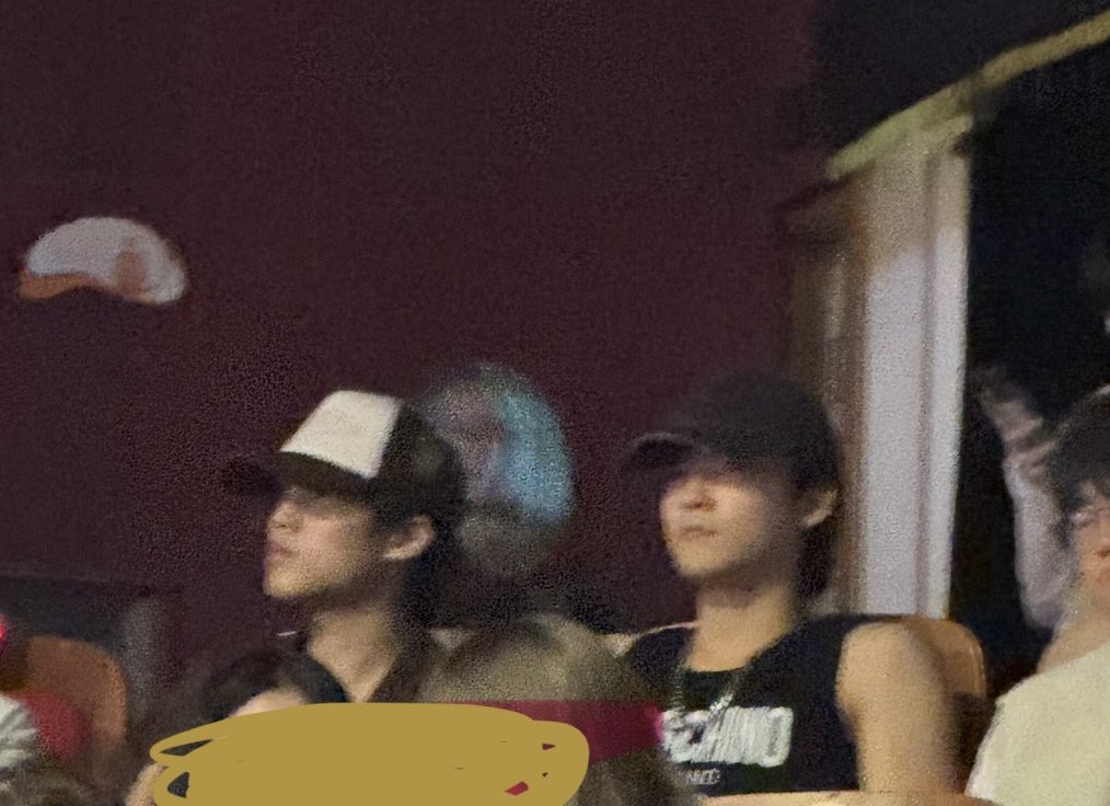 쭈로 tweet media