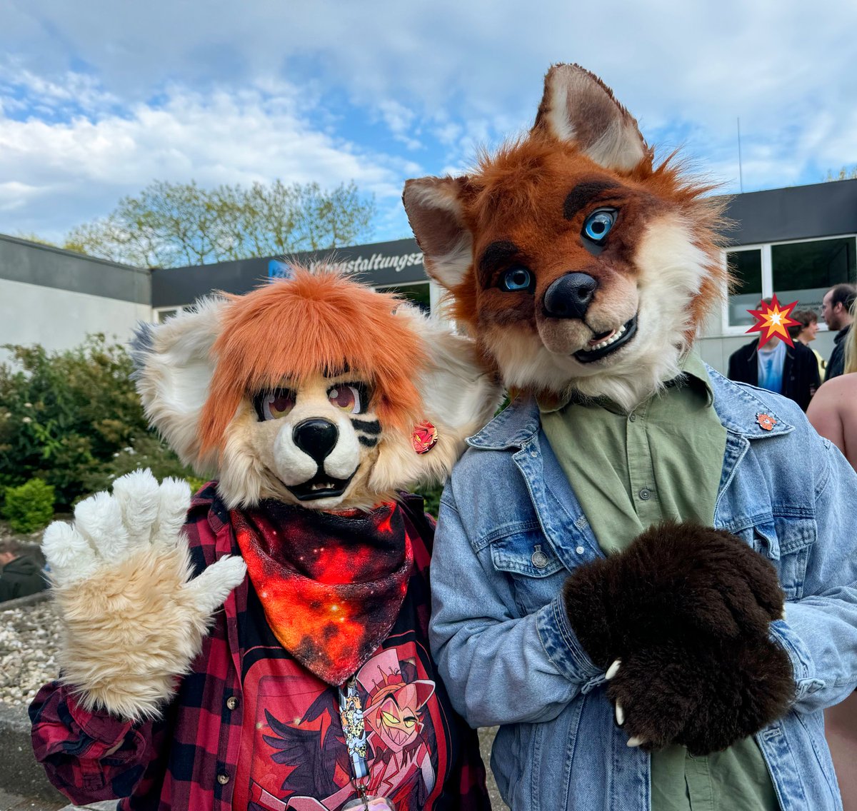 xferoxy's tweet photo. Some Pictures from RuhrFurMeet yesterday x3

✂️ Oneeyeddoe,
the cool fox is by TemplaCreations

#Fursuit #furry #furries #oneeyeddoefursuit #oneeyeddoe #templacreations #foxsuit https://t.co/Wjz7pKzblk