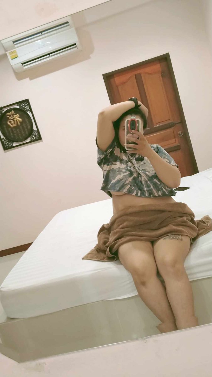 nararut_2534's tweet photo. ไม่เคยกินเหล้า
เอาสังคมเลยสักครั้ง
กินเอาให้น็อคตลอด😂
#แปลงยาว
#ฉะเชิงเทรา https://t.co/DPsPDH1O9H