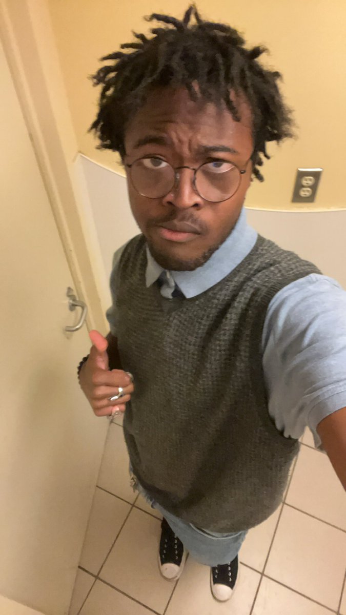 74s5an's tweet photo. Need me a bad bitch that don’t mind if I’m a lil nerdy ass nigga that enjoys music, putting that shit on, and dabbles in the science and mathematics field of schooling!!!!!! #yearning #onmyhandsandkneesrn #please #plz #hmu serious inquiries!!!! #latenightthoughts #plsplsplsplspls https://t.co/IAdRXwWYun