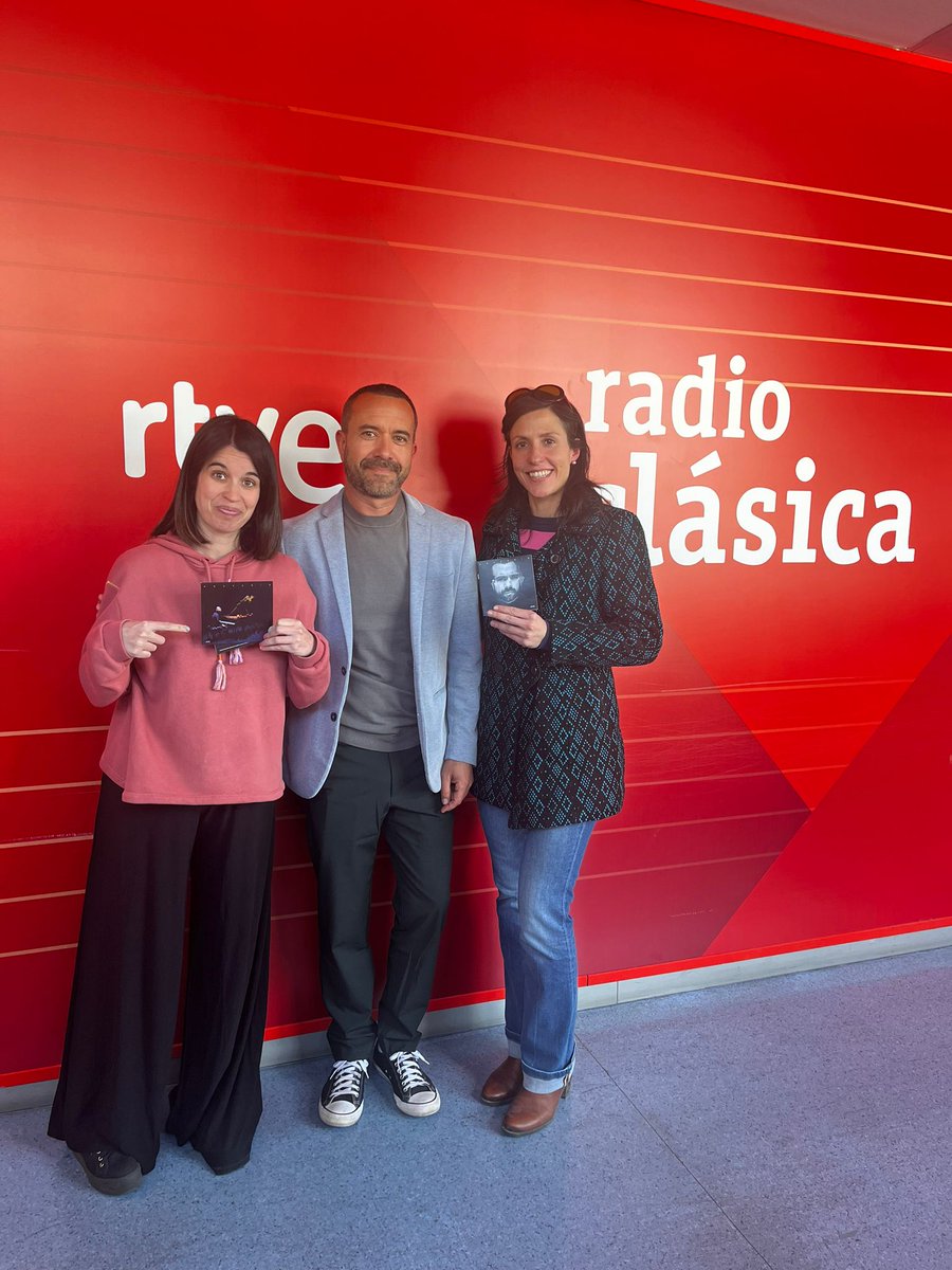 En este #CaféZimmermann ☕ de @radioclasica
📻 recibimos al pianista 🎹 José Imhof quien nos presenta su último CD💿 'Couperin' al piano moderno.

También nos propone una #Tafelmusik 🍵 con obras de #Schubert, #Mendelssohn y #Glass.

👉🎧rtve.es/play/audios/ca…