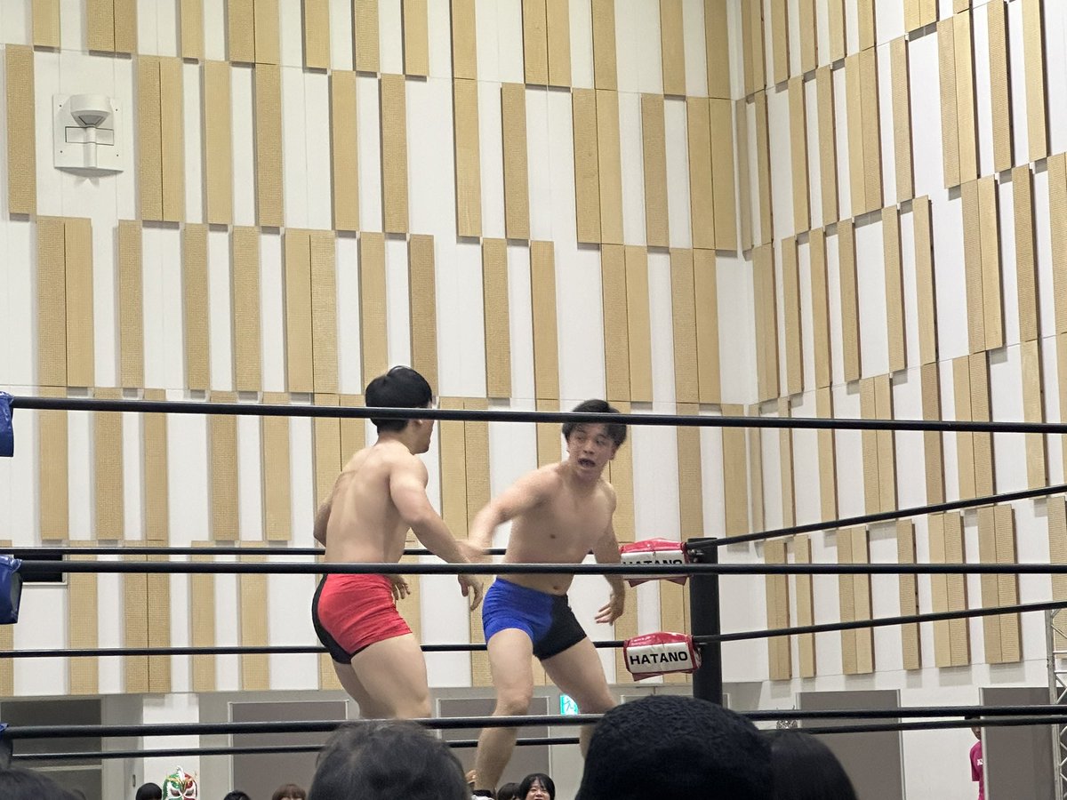 #DRAGONGATE FUTURE エキシビジョンマッチ
加藤帆希 vs 辻󠄀口大
静岡出身で拍手が起こるキラメッセぬまづ