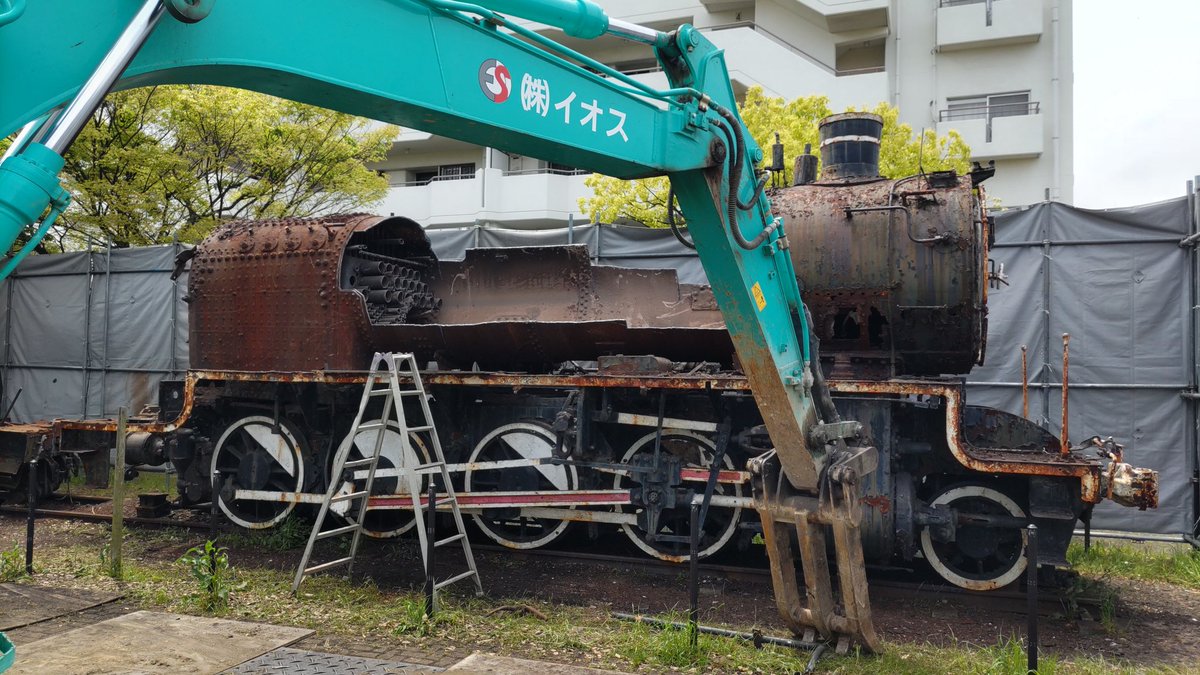 19633号機 解体状況 ボイラー部分が完全に撤去されてました。 前頭部