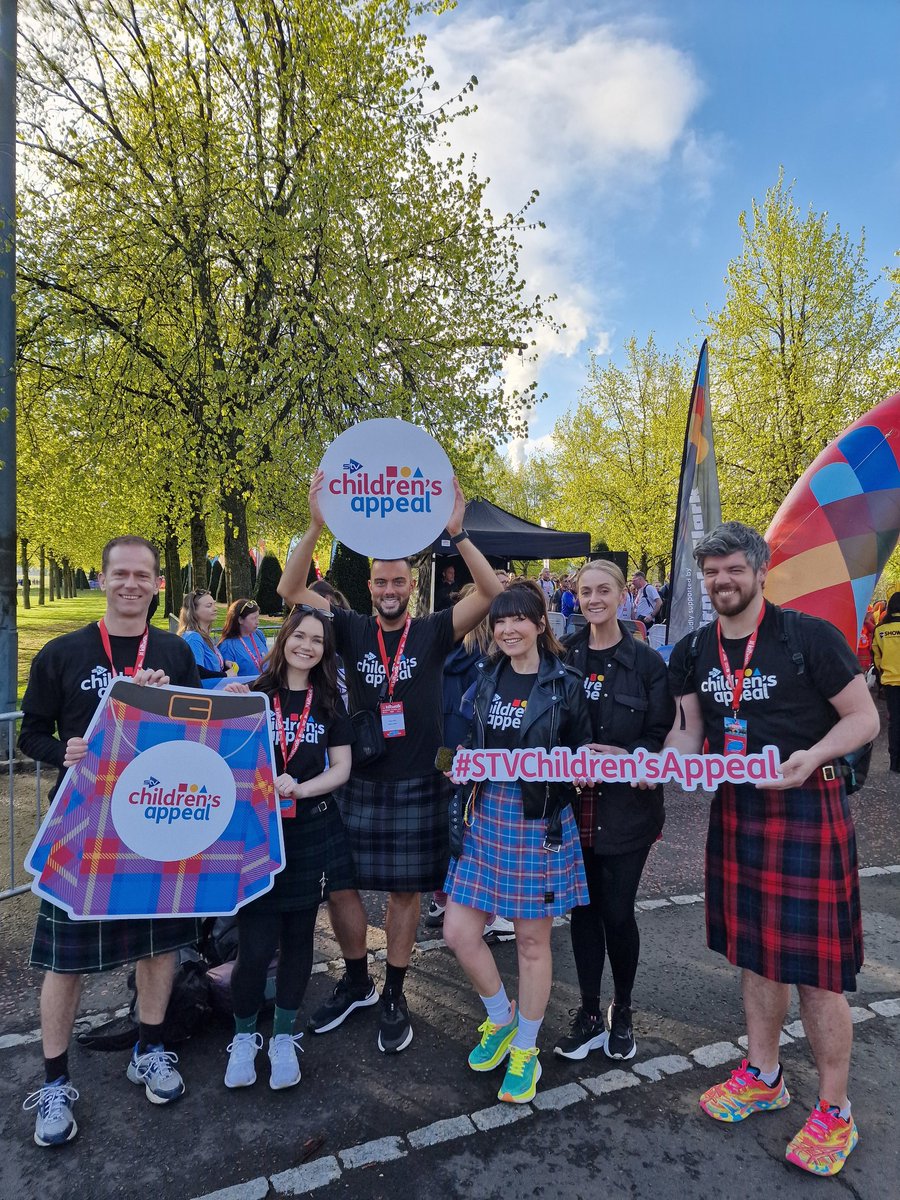 Team STV at the #GlasgowKiltwalk taking on the Mighty Stride for the Appeal ❤️ best of luck!