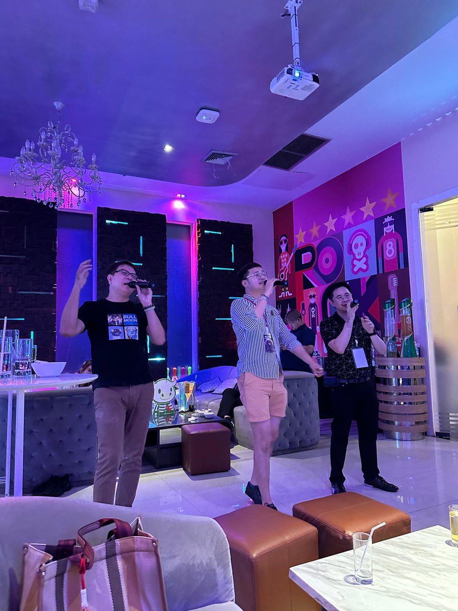 BullMoon Party ร้อง เล่น เต้น ครบบบ  #Bullmoonclub