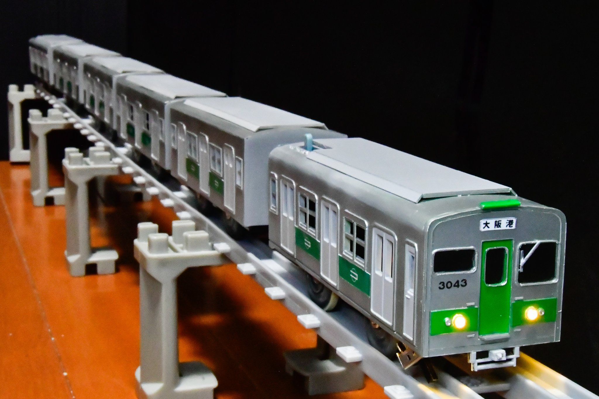 大阪市交通局 3049号 電車前面引退記念板 正規 品ホビー・楽器・アート - 大阪市交通局 3049号 電車前面