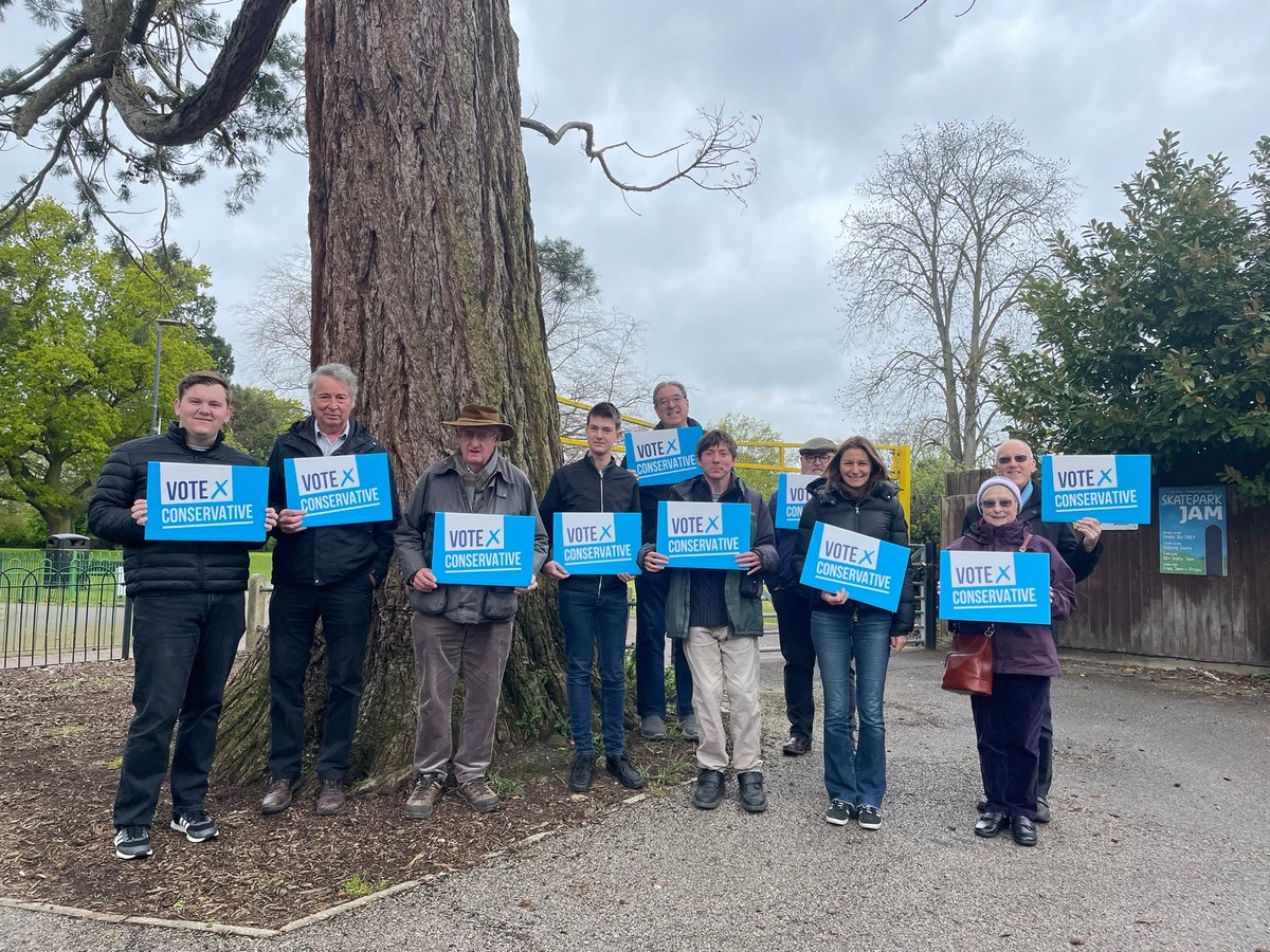 Good to be in Soham yesterday chatting to residents and supporting the hardworking and effective ⁦@DarrylPreston_⁩ who is re-standing to be our local Police and Crime Commissioner