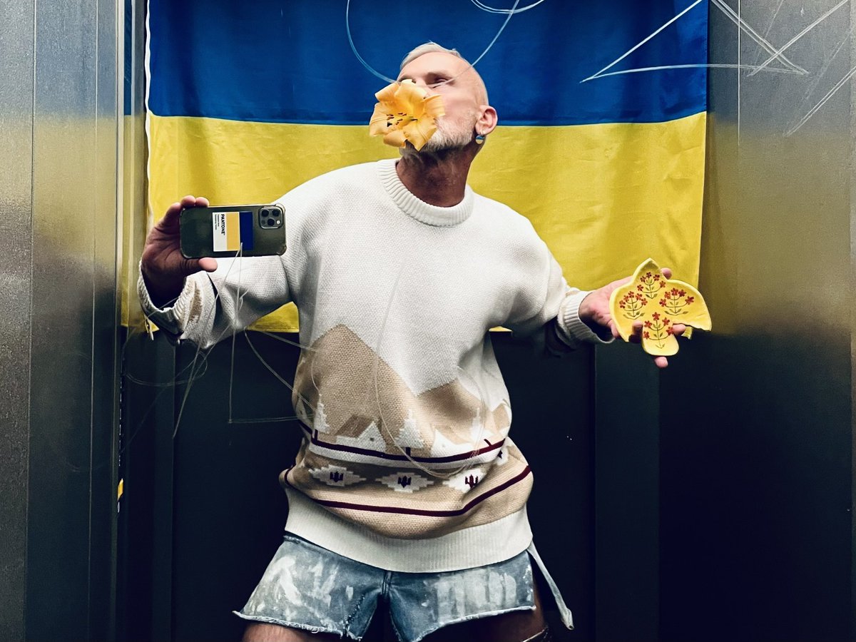 wilde_frank's tweet photo. #RussialsATerroristState
#CloseTheSky #SaveUkraine
#JetsForUkraine #ArmUkraineNow #UkrainelsEurope 
#FightTerrorussia #MakeRussiaPay #NoPeaceWithoutJustice #SaintJavelin https://t.co/hLL6kWVWns