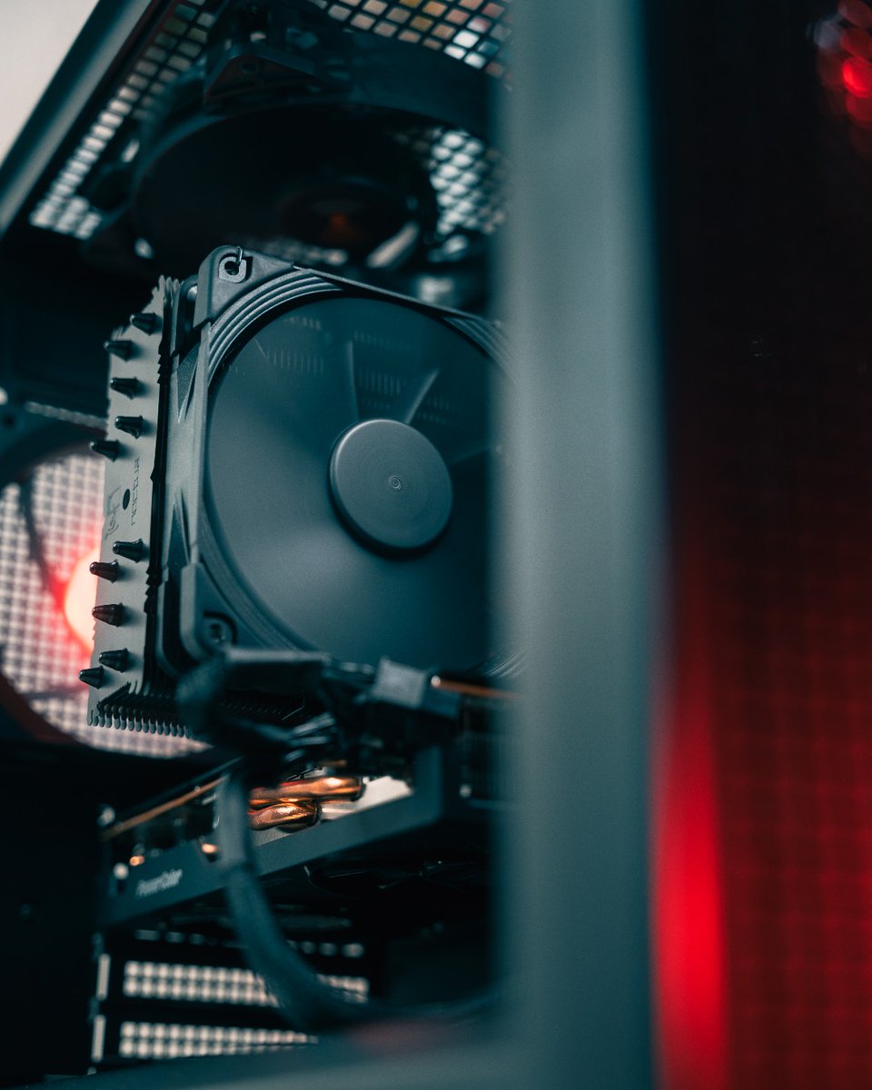 In your years of building PCs, how many stock coolers have you accumulated? If you’ve yet to upgrade to an aftermarket cooler, now’s the time 😎 Shop our Gaming Week sale 👉 brnw.ch/21wJfNm 📸 - @ProYamYamPC #GamingTakeoverWeek