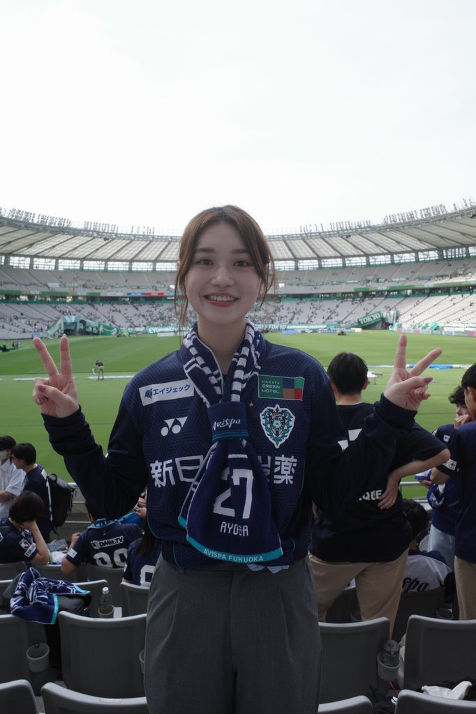 半年でしっかりアビスパ福岡に染まりました🥹✌️💙 #アビサポ