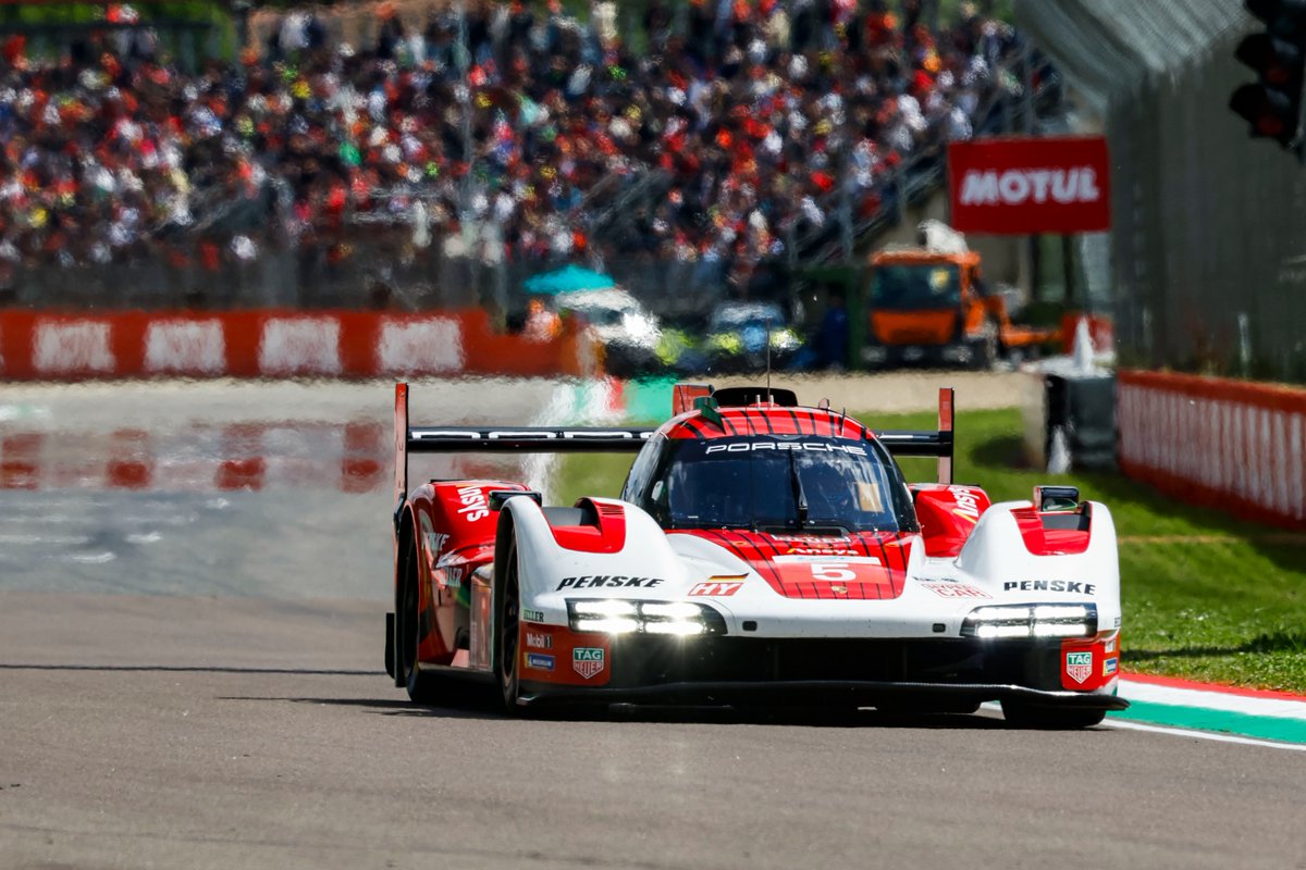 𝓗𝓪𝓹𝓹𝔂 𝓢𝓾𝓷𝓭𝓪𝔂. 🥰

(📸 Porsche AG). #WEC #6hImola #Porsche #EnduranceRacing #Motorsport #Picoftheday #HappySunday