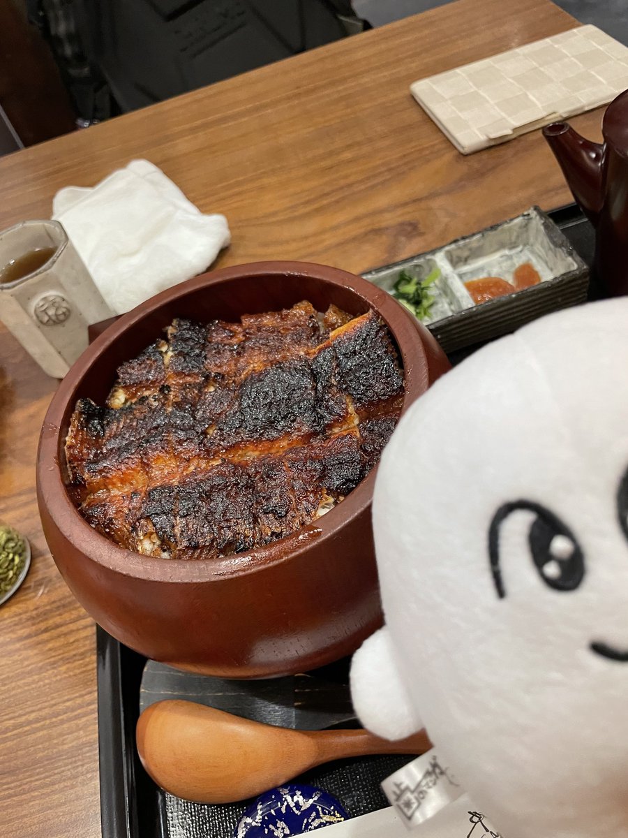 「名古屋に12日間滞在して名古屋メシ本当にどれも美味しかったけどちょっとコレが別格」|カトちゃんの花嫁のイラスト
